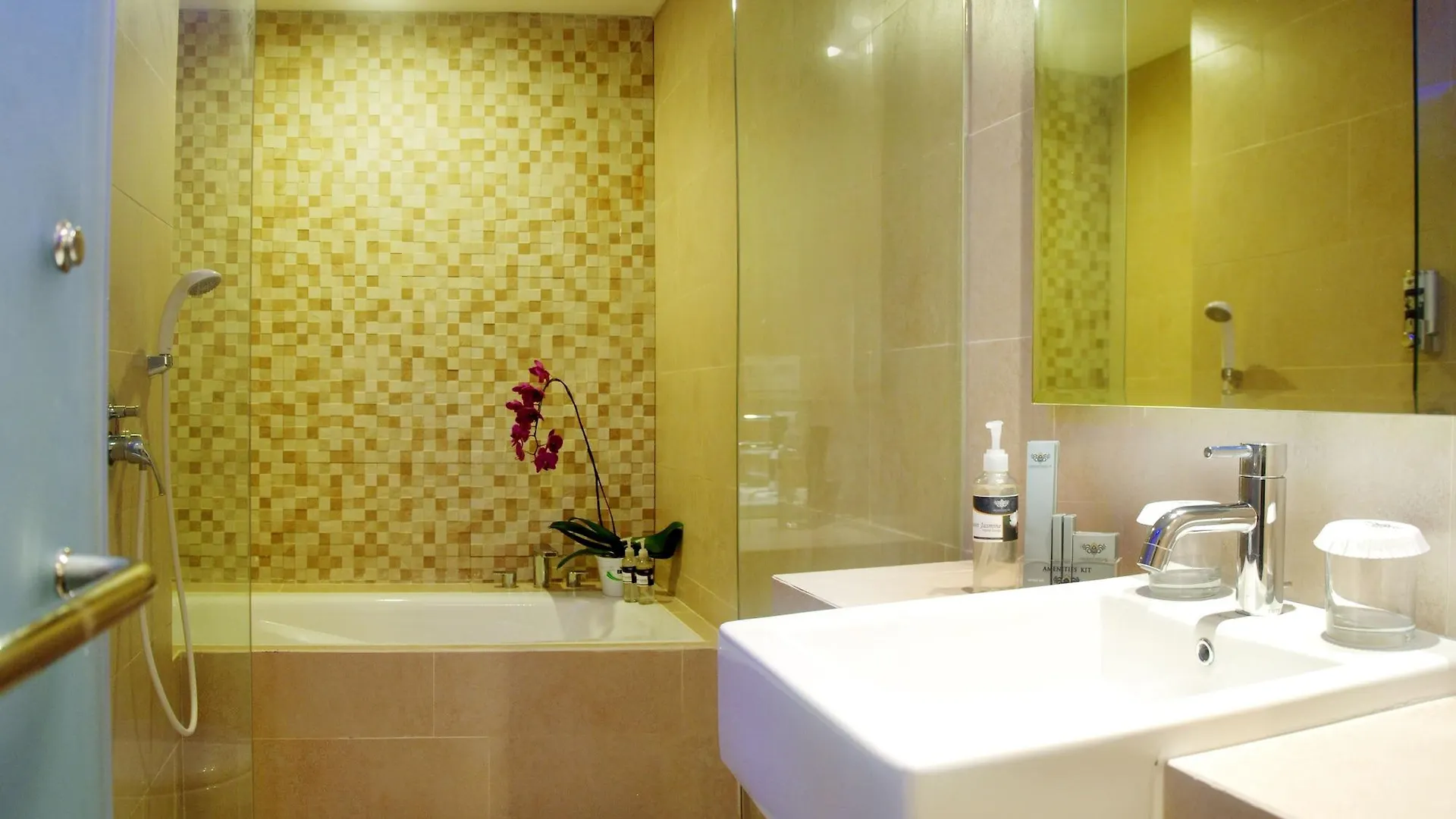 Ξενοδοχείο Grand Barong Resort Kuta Lombok